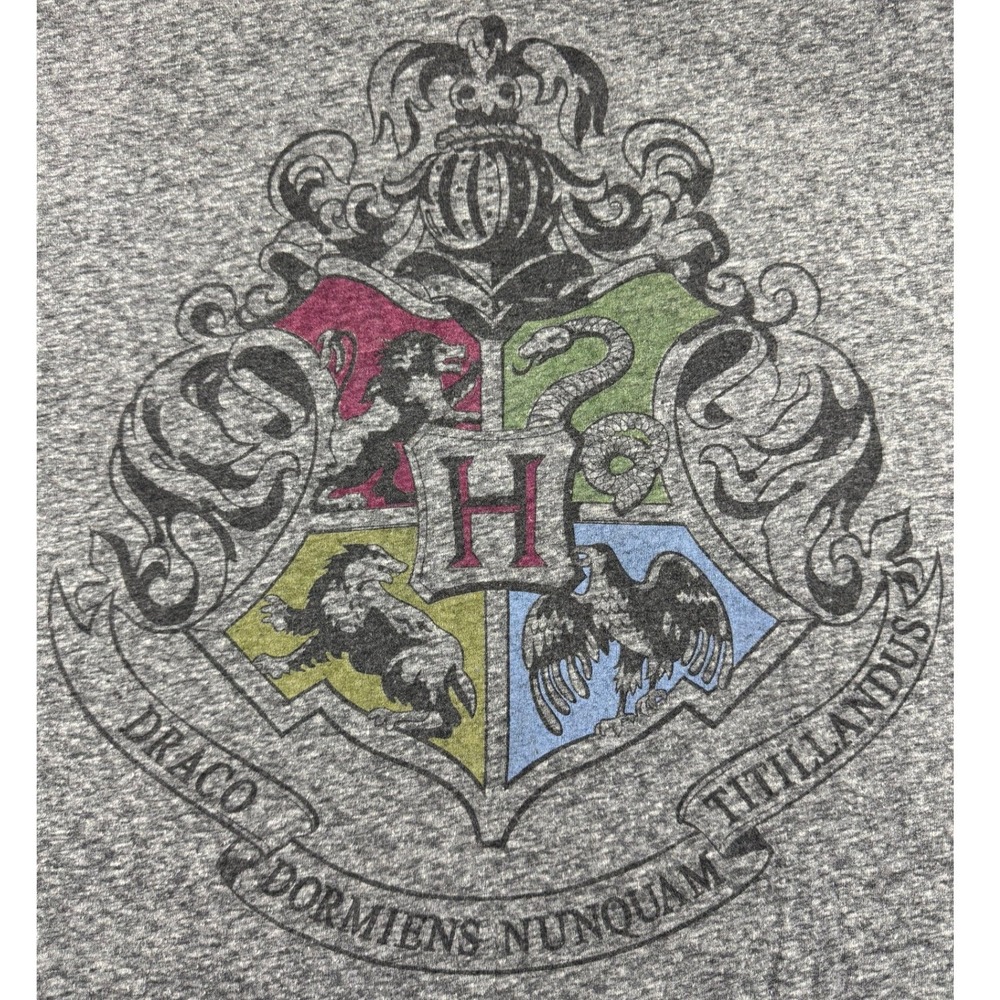 Harry Potter T-Shirt Mens XL Gray Hogwarts Crest Graphic Tee Short Sleeve Cotton - Picture 3 of 7